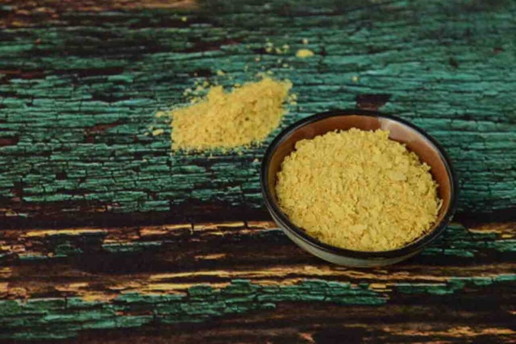 is nutritional yeast ok for dogs